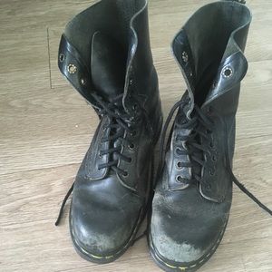 Vintage Dr Doc Martens 1490 10 eye